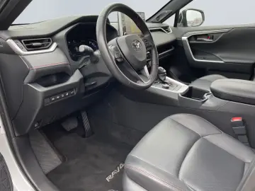 Toyota RAV4 Plug-in Hybrid Technology & Style