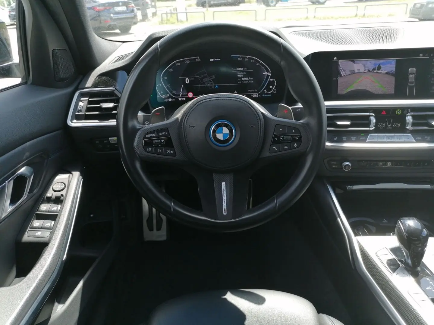 330 e Limousine M Sport 19'' Laserlicht HuD HiFi