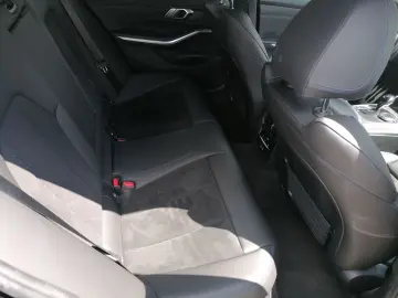330 e Limousine M Sport 19'' Laserlicht HuD HiFi