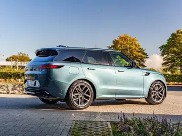 Range Rover Sport D300 SE - Pano - AHK - ACC - 3
