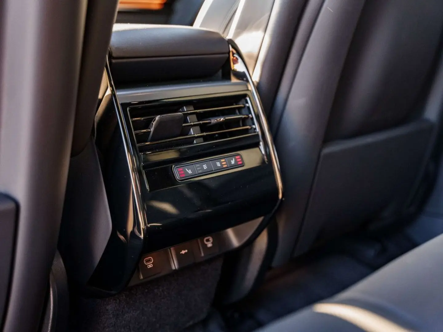 Range Rover Sport D300 SE - Pano - AHK - ACC - 3