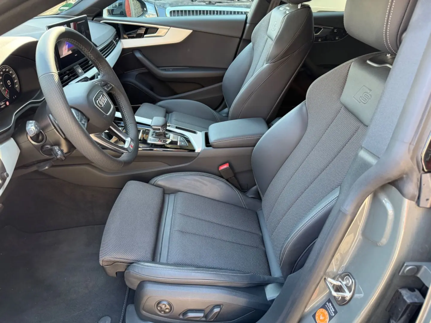A5 Sportback 35TDI S line business AHK Laser B&O