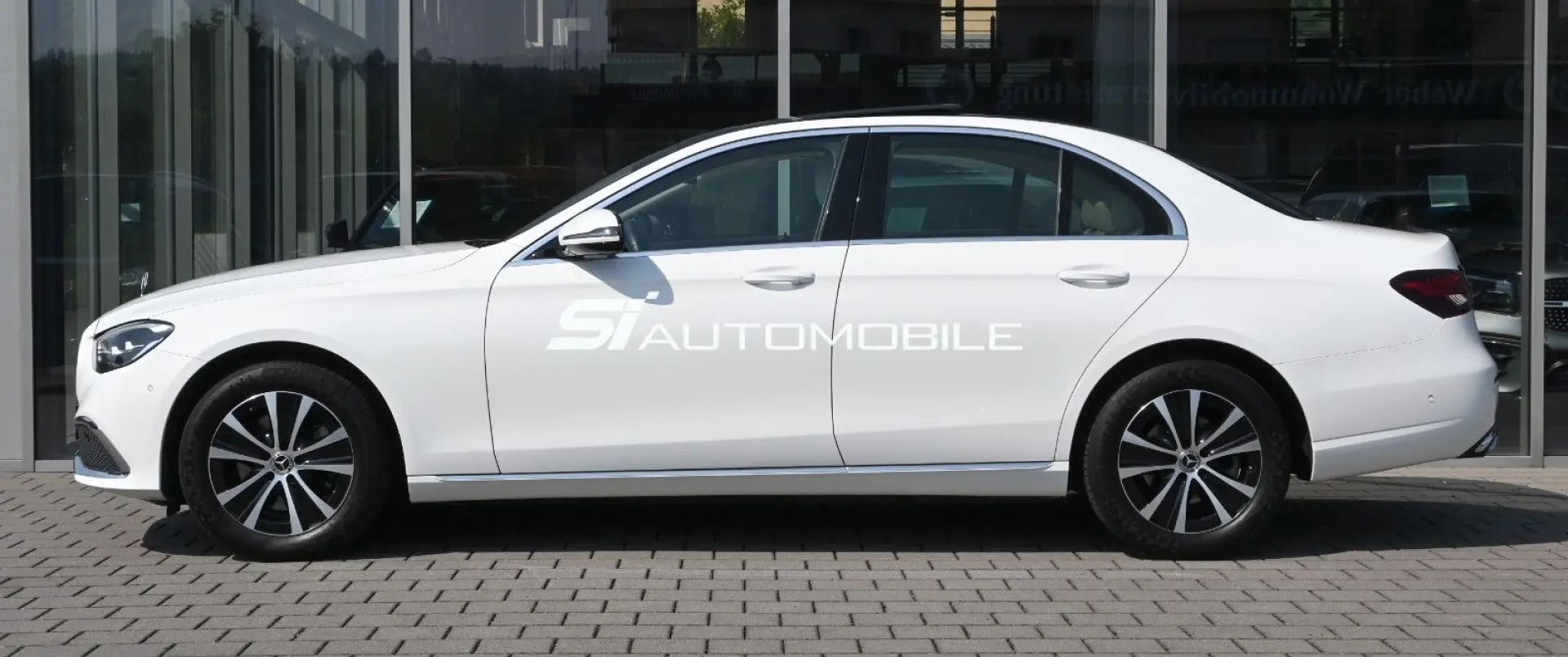 E 220 d 4MATIC Exclusive  AHK PANO STANDHEIZUNG