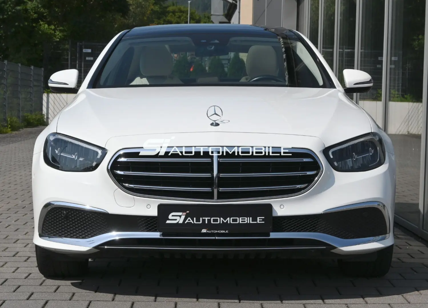 E 220 d 4MATIC Exclusive  AHK PANO STANDHEIZUNG