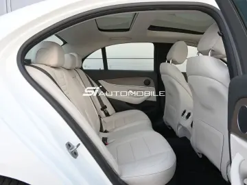 E 220 d 4MATIC Exclusive  AHK PANO STANDHEIZUNG