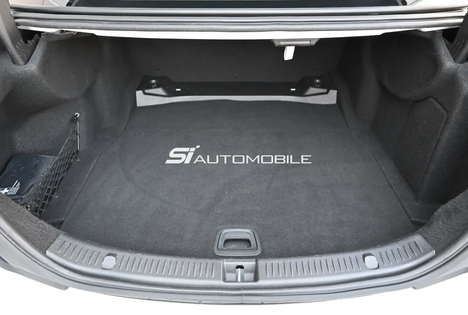 E 220 d 4MATIC Exclusive  AHK PANO STANDHEIZUNG