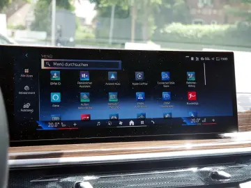 X5 XDR 30D Iconic Glow  HK   M Sport AHK