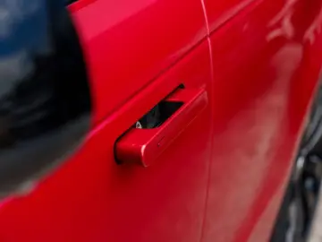 Range Rover Sport P440e Dynamic SE - Firenze Red