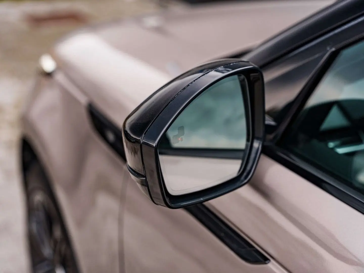 Range Rover Velar P400e - PHEV - ACC - Meridian