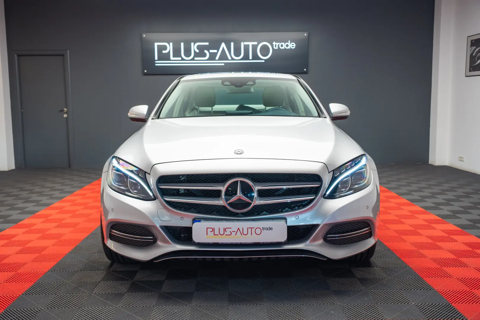 Mercedes-Benz C 200