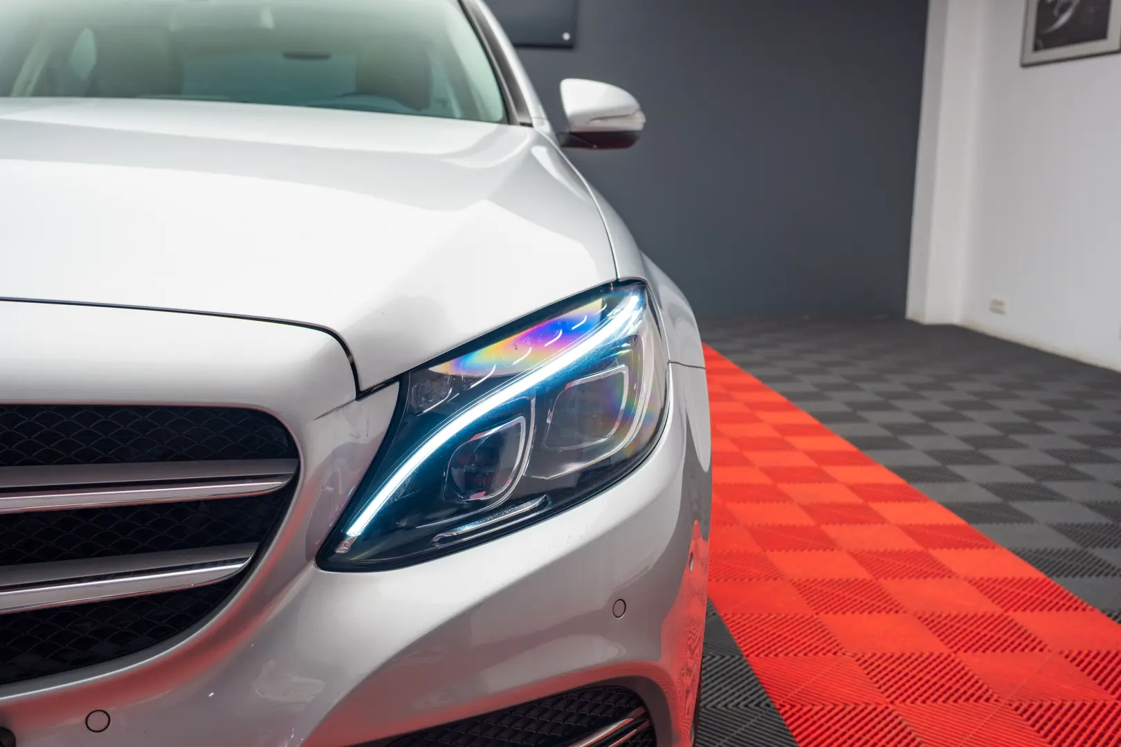 Mercedes-Benz C 200
