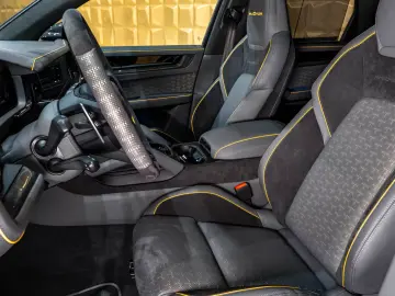 Porsche Cayenne Turbo E-Hybrid TECHART MAGNUM