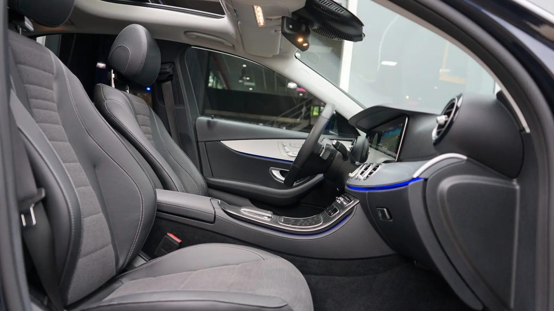 E 400 D 4 MATIC LIMOUSINE AVANTGARDE WIDESCREEN