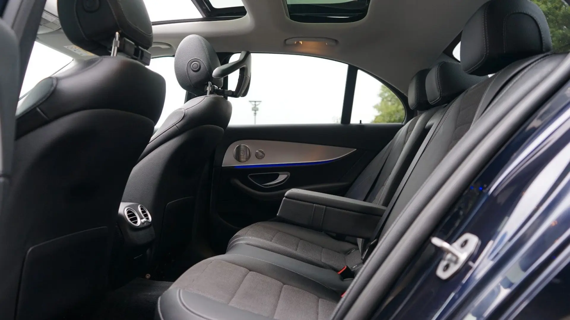 E 400 D 4 MATIC LIMOUSINE AVANTGARDE WIDESCREEN