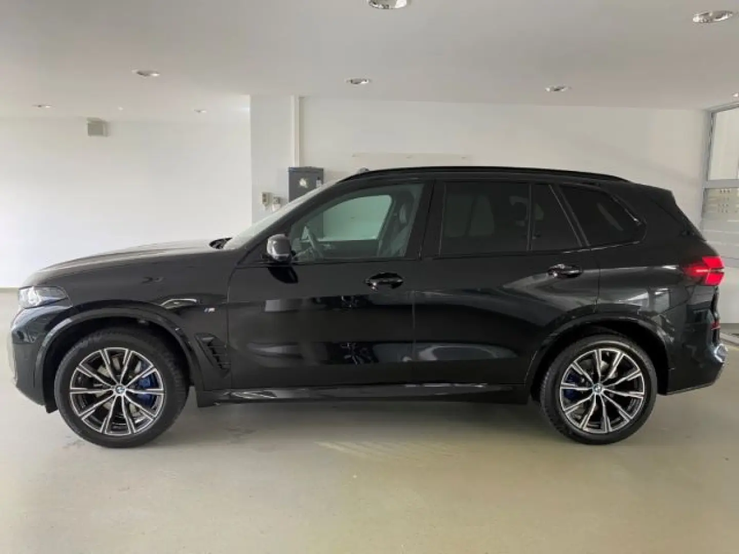X5 xDrive 30d A Sportpaket HUD AHK Pano Navi LED