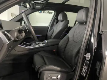 X5 xDrive 30d A Sportpaket HUD AHK Pano Navi LED