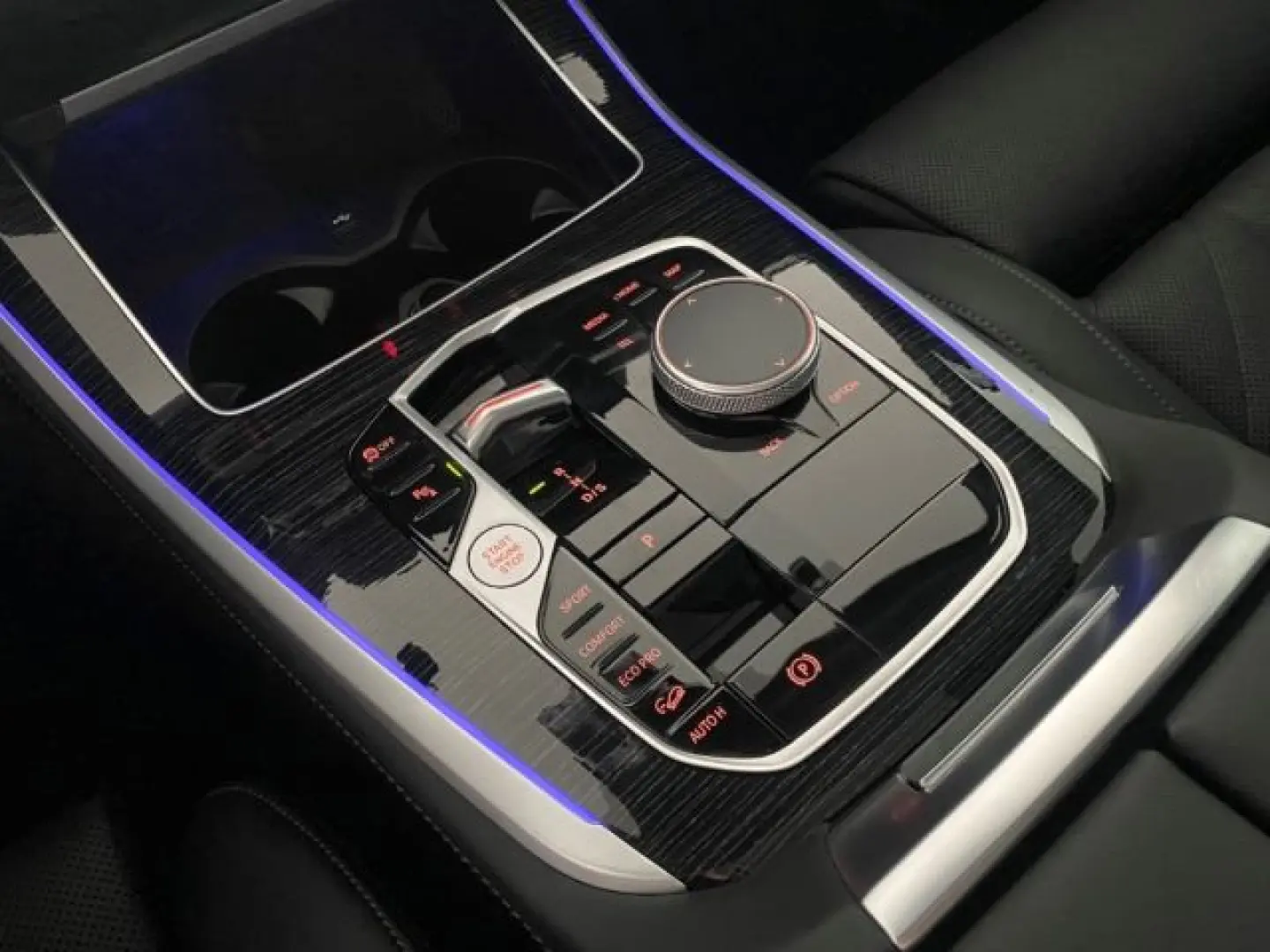 X5 xDrive 30d A Sportpaket HUD AHK Pano Navi LED