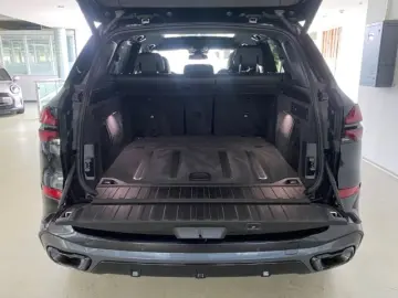 X5 xDrive 30d A Sportpaket HUD AHK Pano Navi LED