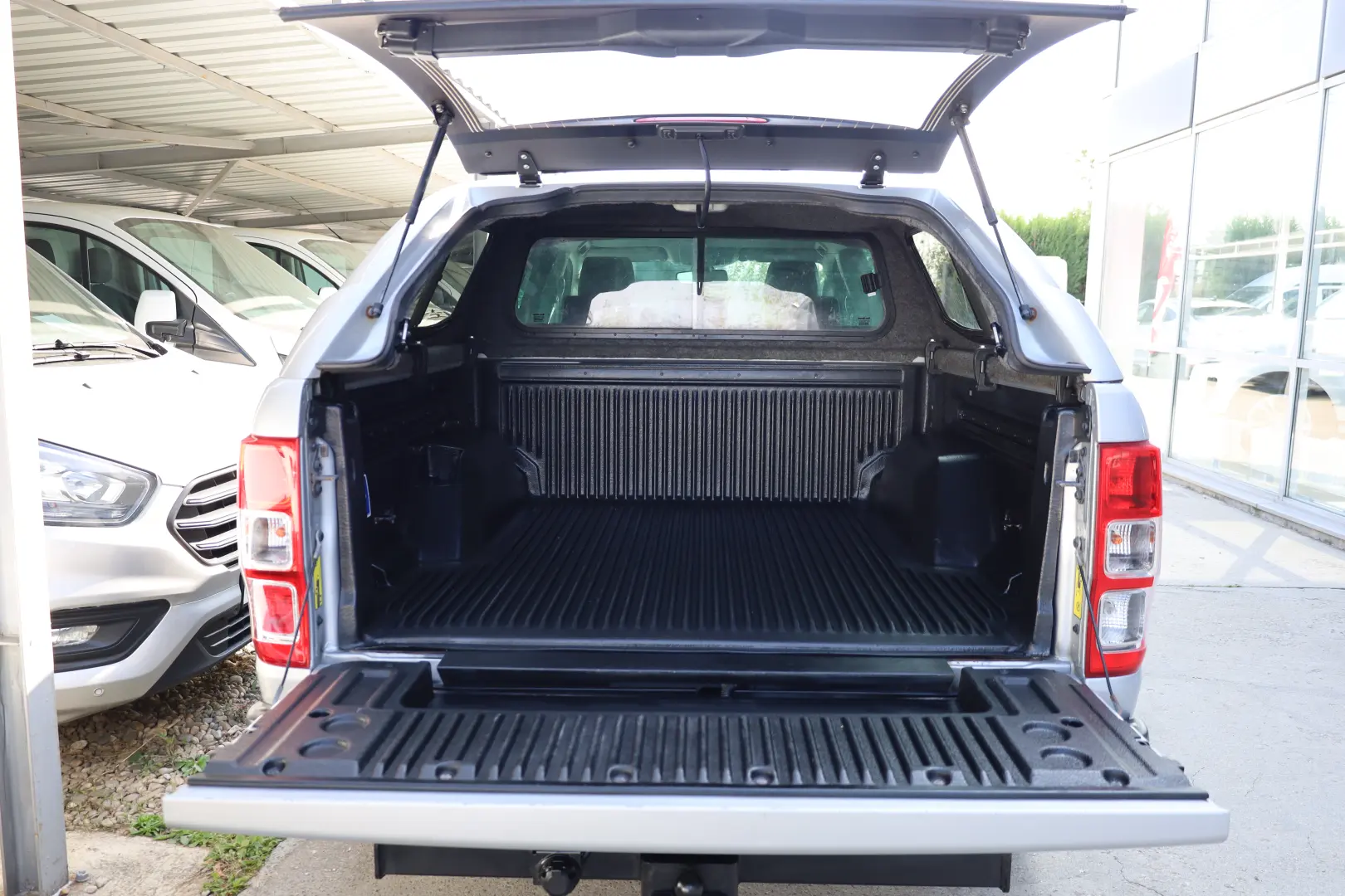 Ford Ranger Cabina Dubla si Hardtop 3.2D 200CP