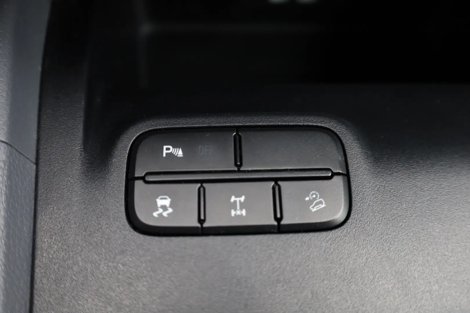 Ford Ranger Cabina Dubla si Hardtop 3.2D 200CP