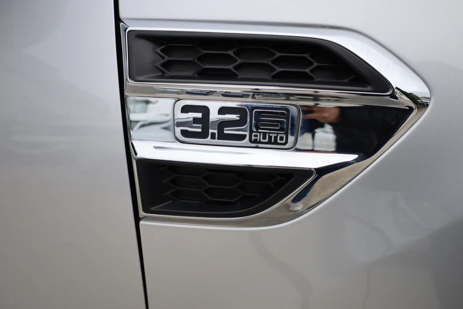 Ford Ranger Cabina Dubla si Hardtop 3.2D 200CP