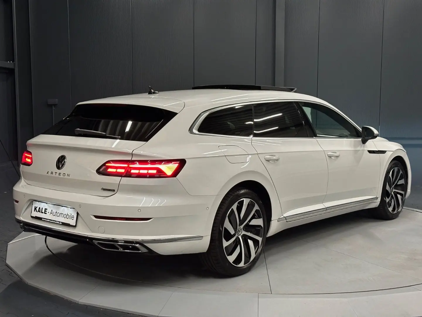 Arteon Shooting Brake R-Line 4Mot. 19Zoll PANORA