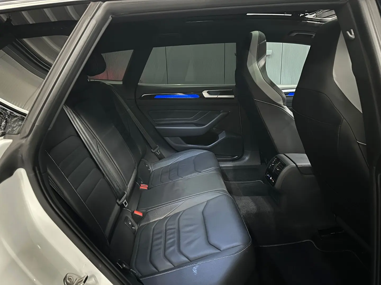 Arteon Shooting Brake R-Line 4Mot. 19Zoll PANORA