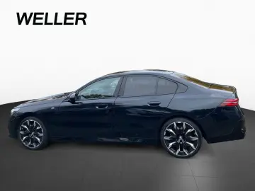 540d xdr M Sport Pro DA-Pr PA  Stand B W Pano