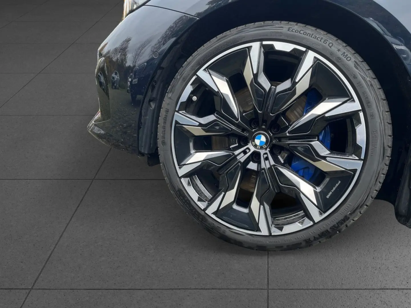 540d xdr M Sport Pro DA-Pr PA  Stand B W Pano