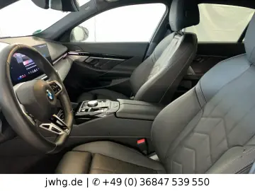 520 xDr M Sport 19  HeadUp DrivingProf Memory