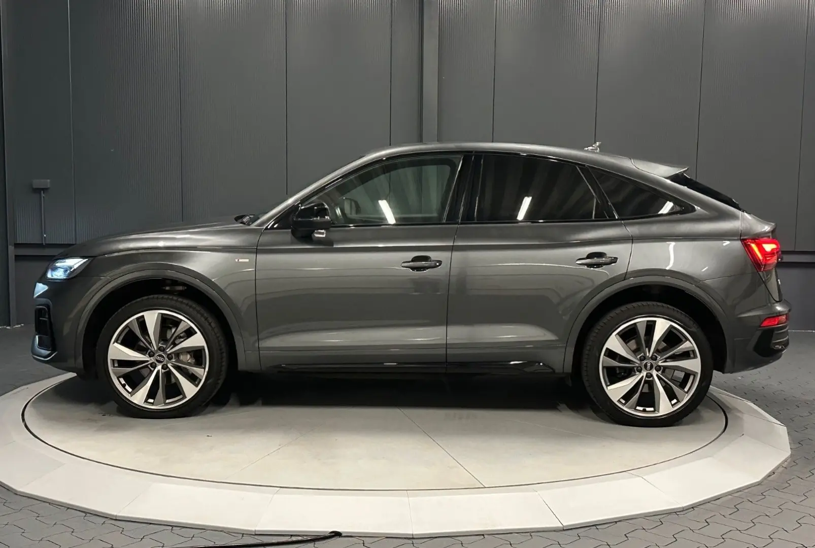 Q5 Sportback 40 TDI quattro S-Line 21Zoll Optik