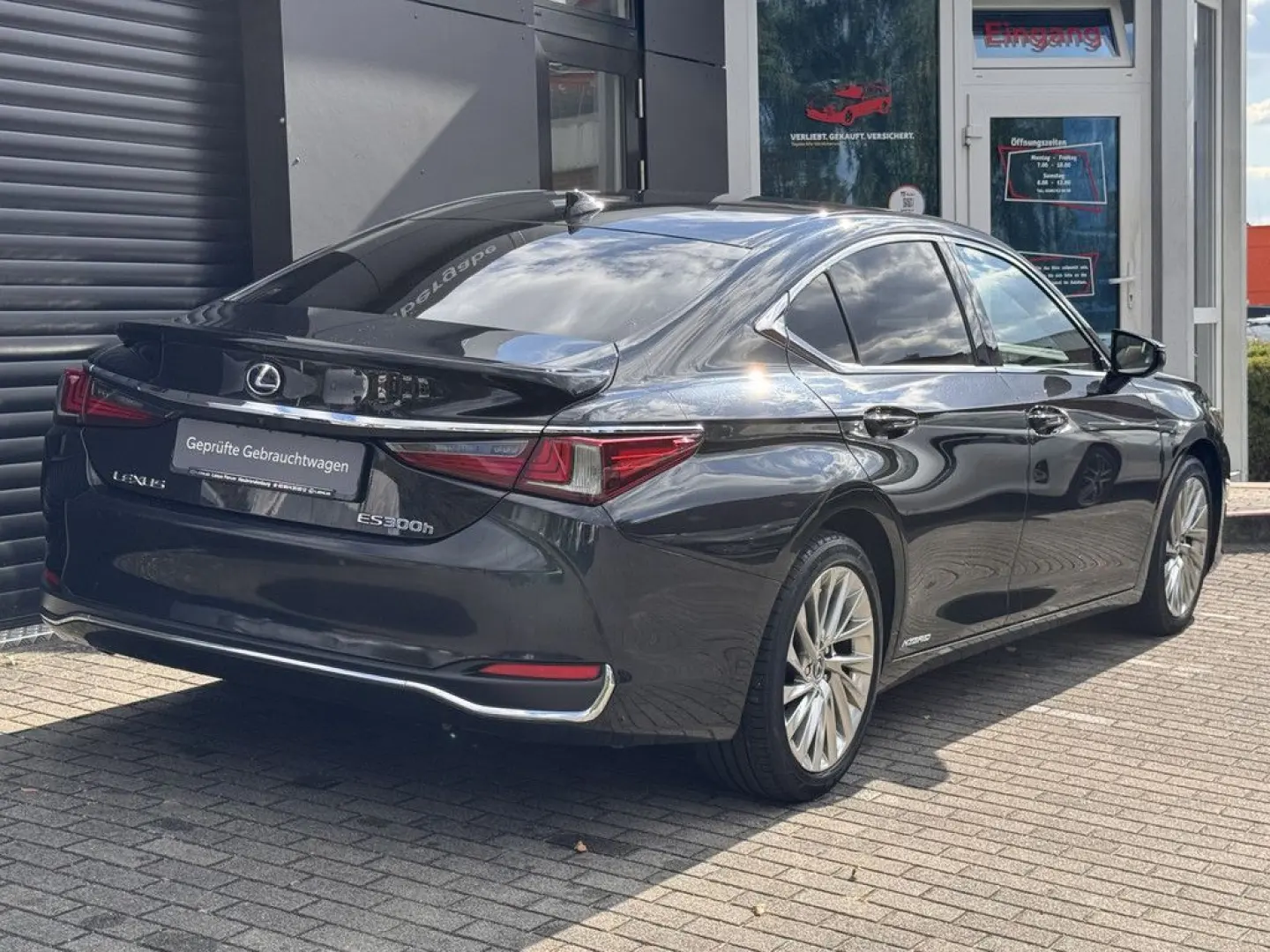 ES 300 h Luxury Line SHZ ACC HUD MATRIX-LED 360