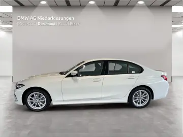 318i Limousine Navi AHK PDC Driv.Assist HiFi