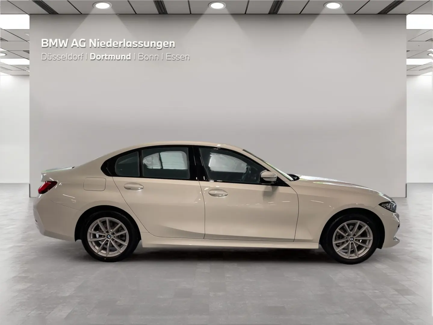 318i Limousine Navi AHK PDC Driv.Assist HiFi