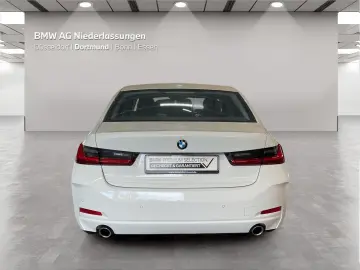 318i Limousine Navi AHK PDC Driv.Assist HiFi