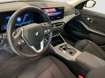318i Limousine Navi AHK PDC Driv.Assist HiFi