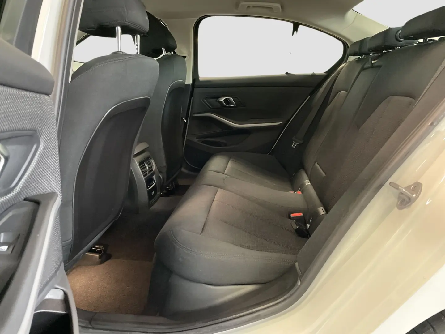 318i Limousine Navi AHK PDC Driv.Assist HiFi