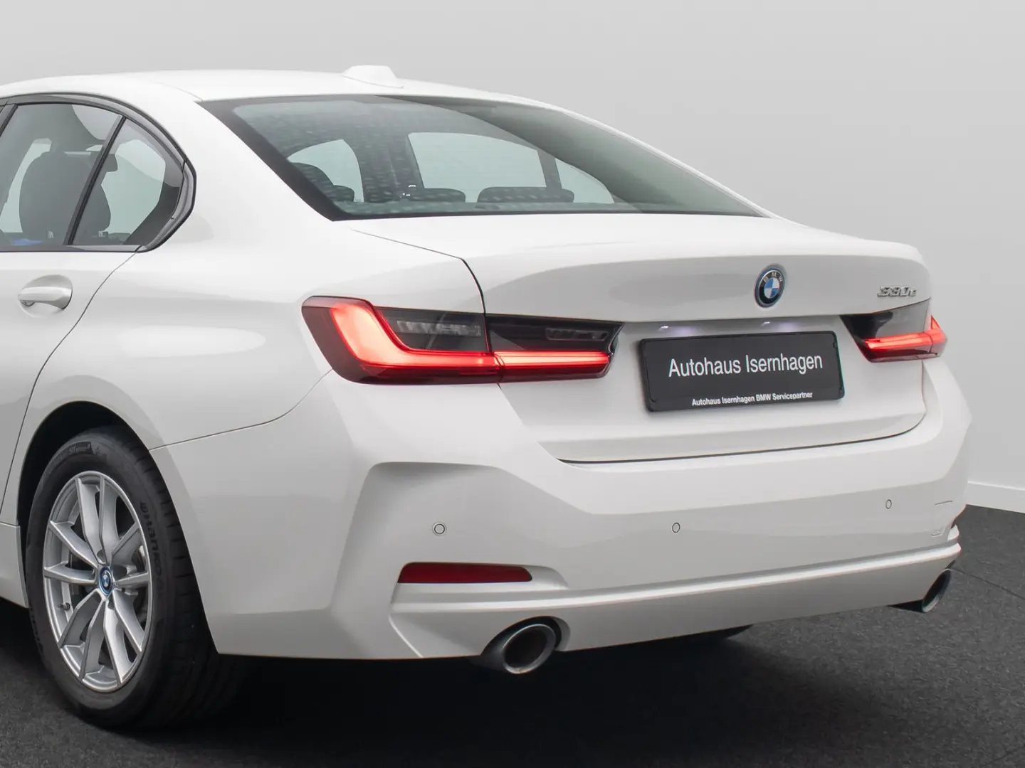 330e GeschwindigReg PDC CockpitPlus DAB Sport