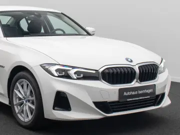 330e GeschwindigReg PDC CockpitPlus DAB Sport