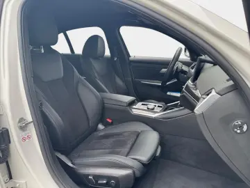 330i M Sport Pro HUD Pano Innovation 360  H K