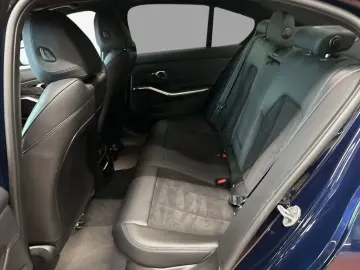 330i Aut.  M-Sport  AHK  Glasd.  LED
