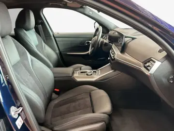 330i Aut.  M-Sport  AHK  Glasd.  LED