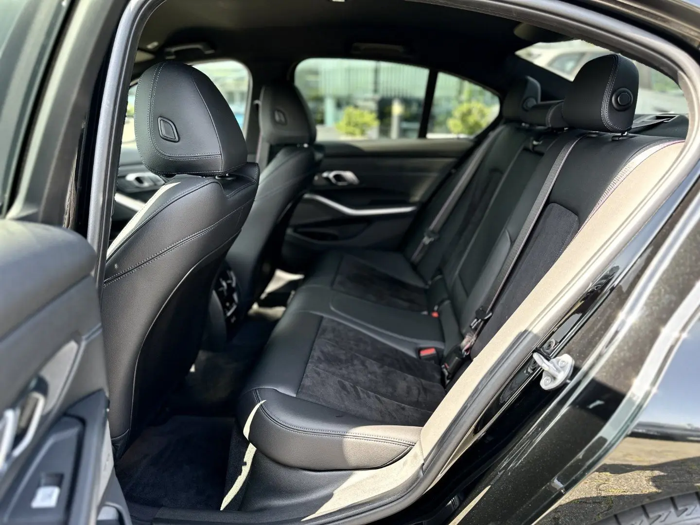 330i Limousine DAB LED Standhzg. RFK el. Sitze