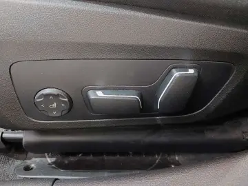 320d xDrive Lim. KZU Memory RFK LKH MFL LED HiFi