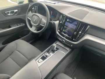 XC60 B4 2WD Momentum Mild-Hybrid Autom. Navigati