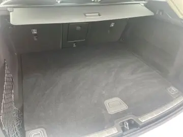 XC60 B4 2WD Momentum Mild-Hybrid Autom. Navigati