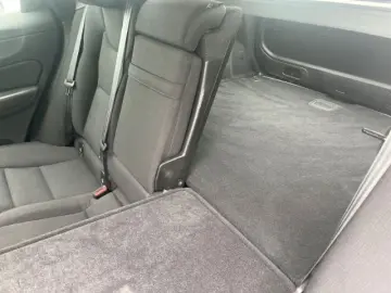XC60 B4 2WD Momentum Mild-Hybrid Autom. Navigati