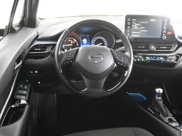 C-HR 1.8-l-VVTi Hybrid Club  1.Hand AHK