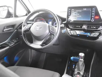 C-HR 1.8-l-VVTi Hybrid Club  1.Hand AHK