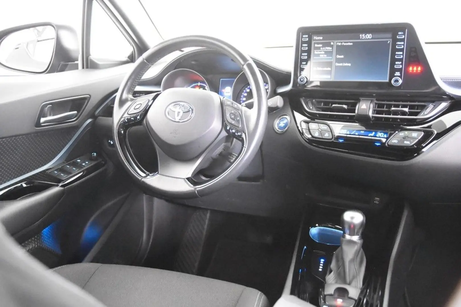 C-HR 1.8-l-VVTi Hybrid Club  1.Hand AHK